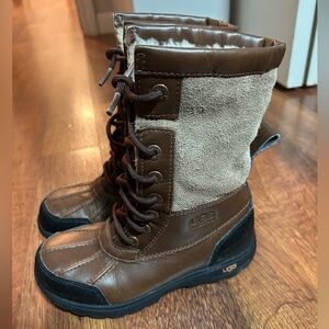 UGG Kids' Butte II CWR boots in brown leather and suede Size 1